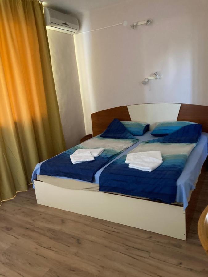 Family Hotel Neptun - Лозенец Экстерьер фото