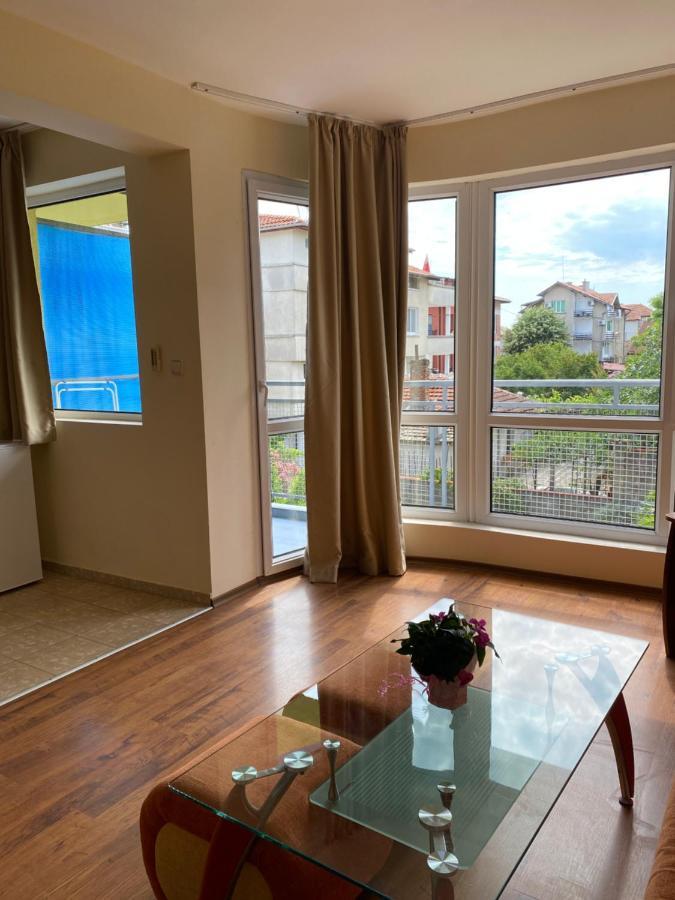 Family Hotel Neptun - Лозенец Экстерьер фото