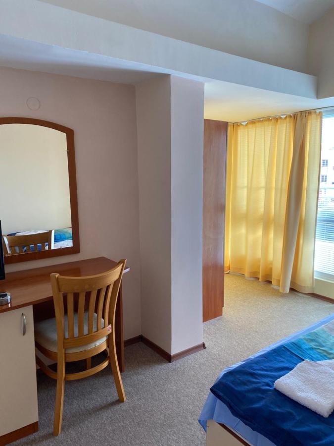 Family Hotel Neptun - Лозенец Экстерьер фото