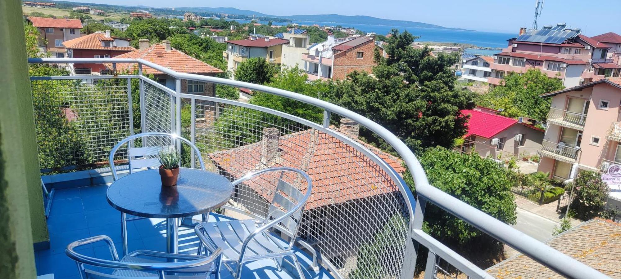 Family Hotel Neptun - Лозенец Экстерьер фото