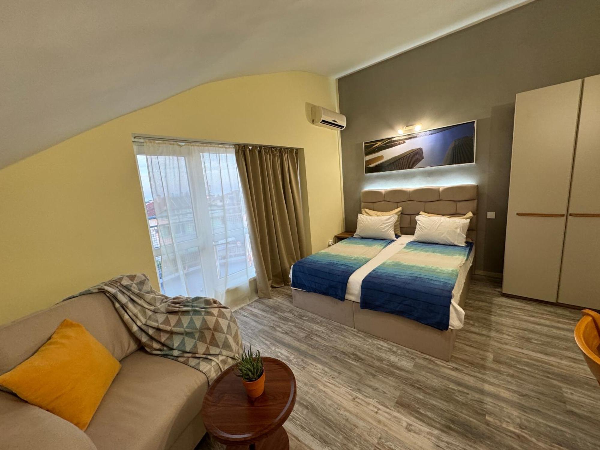 Family Hotel Neptun - Лозенец Экстерьер фото